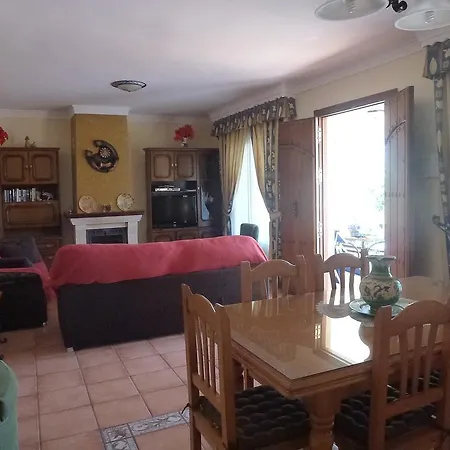 Lola - Inh 34253 Nerja